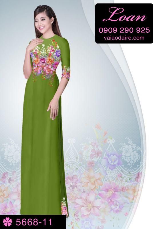 Vải áo dài hoa trên ngực