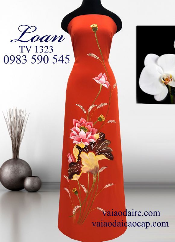 Vải áo dài hoa Sen vẽ sơn mài