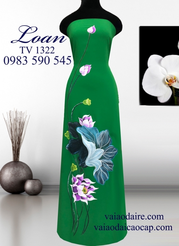 Vải áo dài hoa Sen vẽ sơn mài