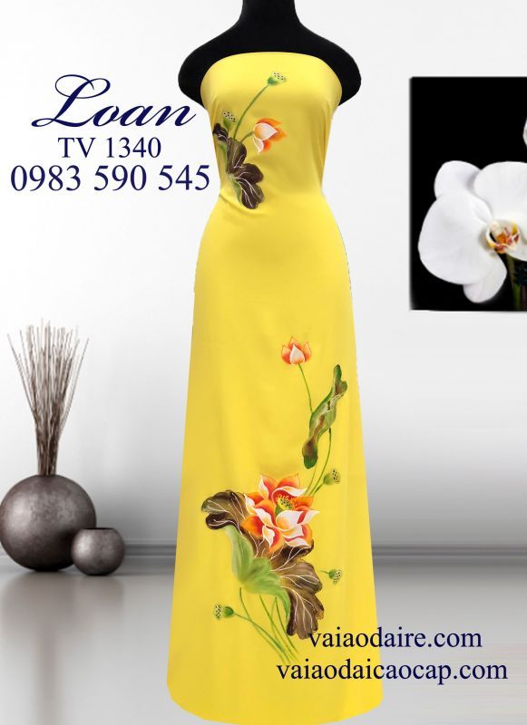 Vải áo dài vẽ hoa sen