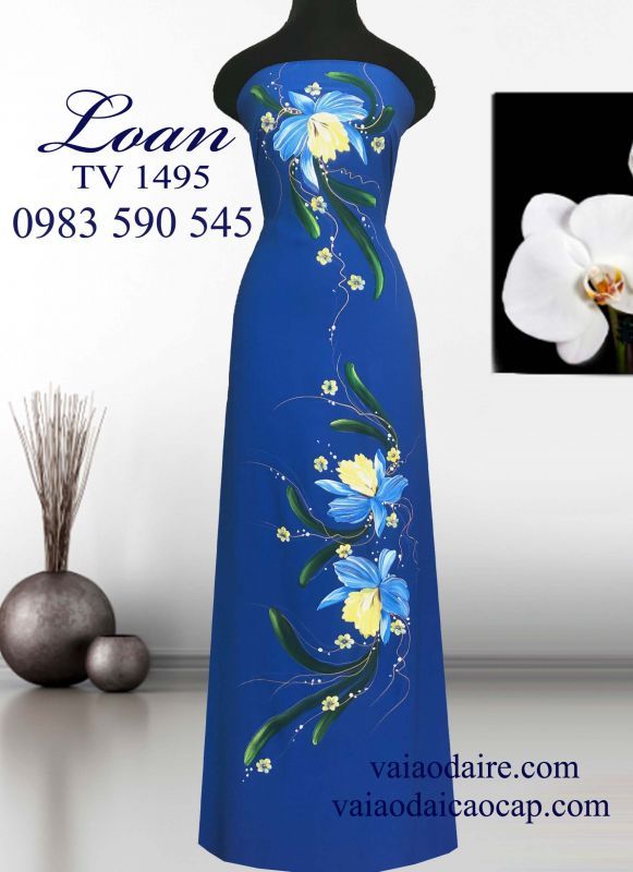 Vải áo dài Thái Tuấn vẽ hoa Lan