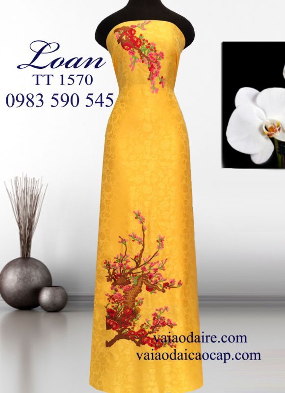 Vải áo dài Tơ Tằm thêu cành Đào