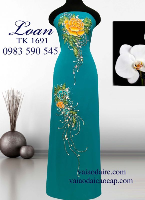 Vải áo dài hoa hồng kết hạt