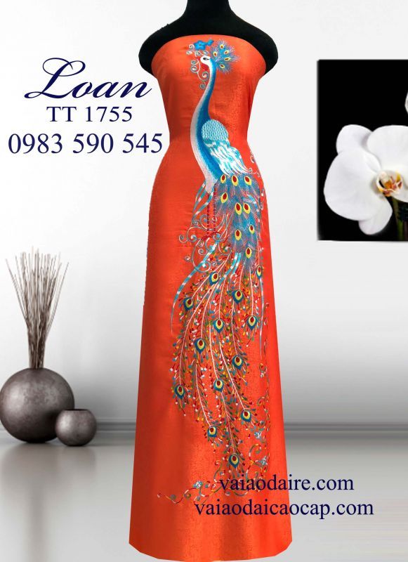 Vải tơ tằm thêu chim Công