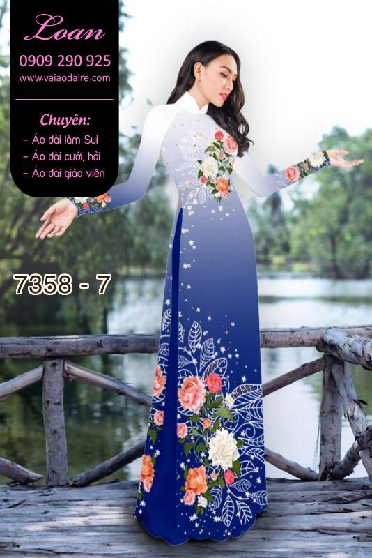 Vải áo dài hoa trên dưới