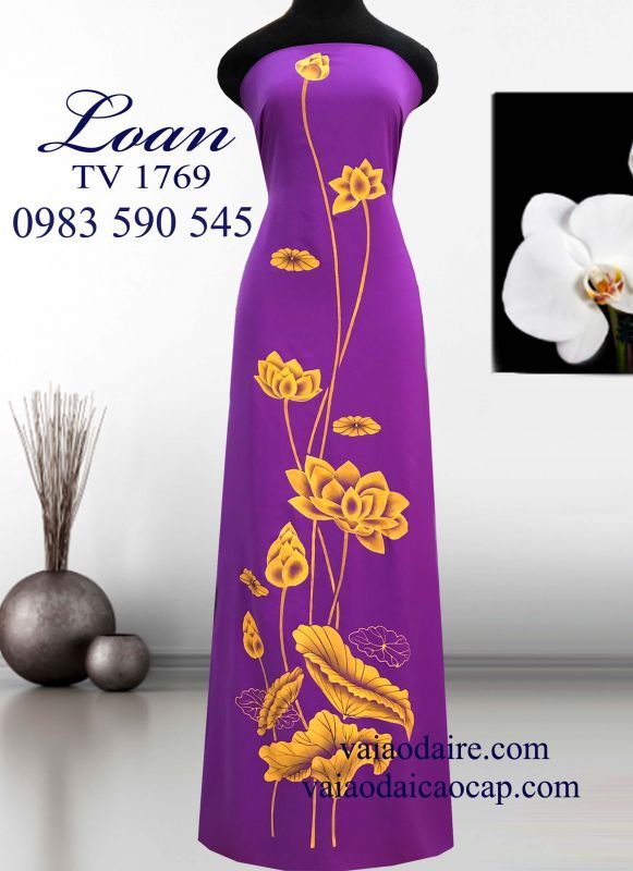 Vải Thái Tuấn vẽ Sen Vàng