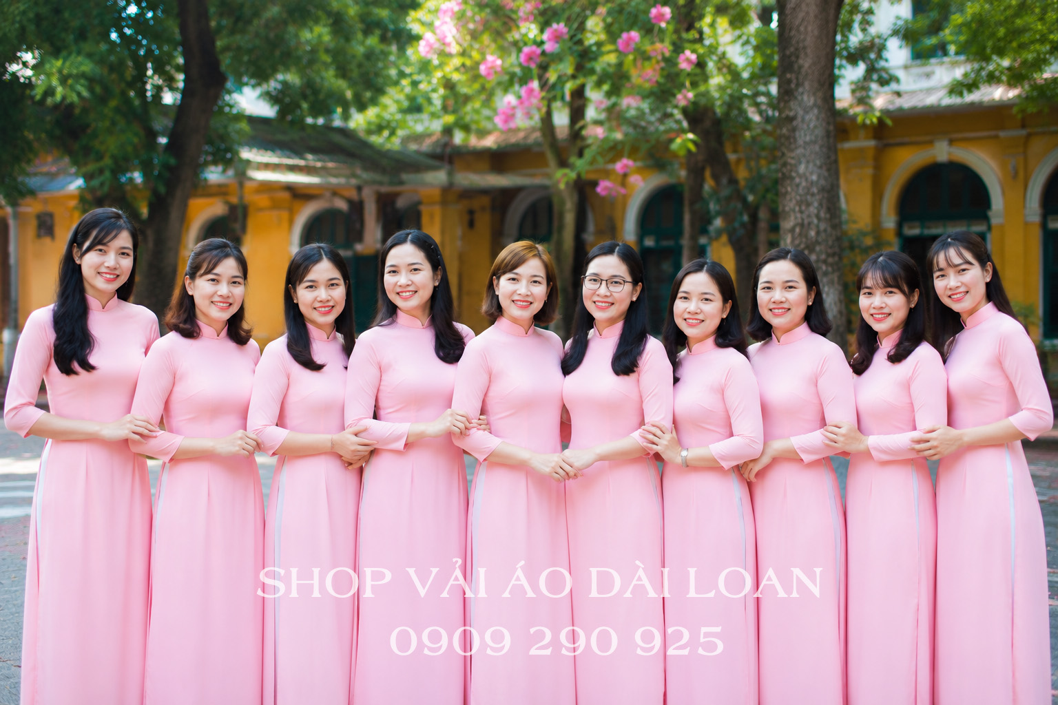 Vải áo dài đồng phục giáo viên