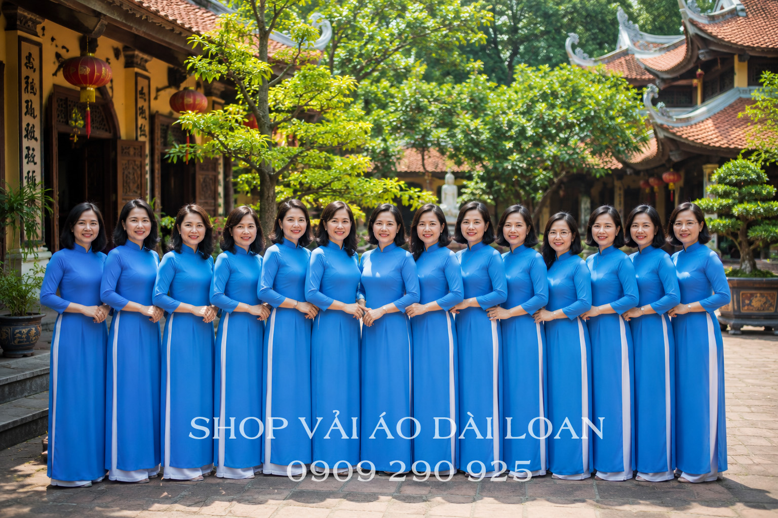 Vải áo dài đồng phục màu xanh lam